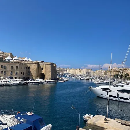 Apartmán Bugibba Modern Spacious 2 Bedroom With Parking St. Paul's Bay