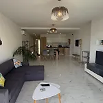 Bugibba Modern Spacious 2 Bedroom With Parking *