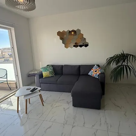 アパート Bugibba Modern Spacious 2 Bedroom With Parking