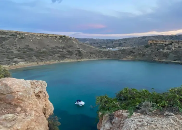 Bugibba Modern Spacious 2 Bedroom With Parking *