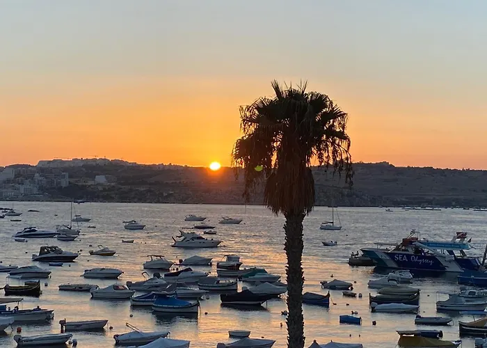 Bugibba Modern Spacious 2 Bedroom With Parking Apartment