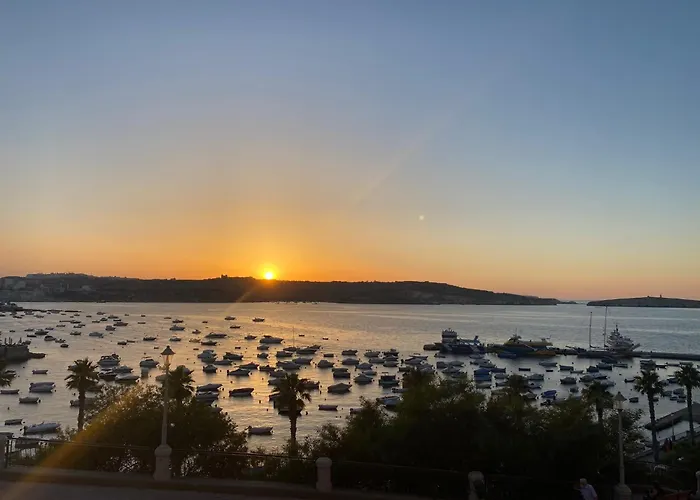 Bugibba Modern Spacious 2 Bedroom With Parking Lejlighed *