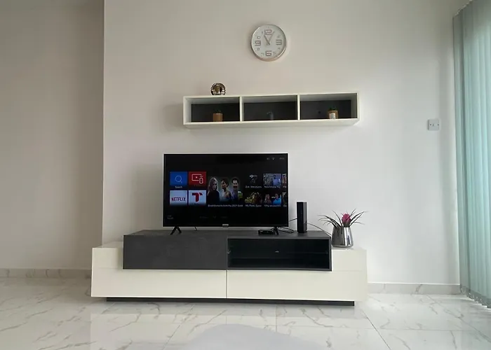 Apartment Bugibba Modern Spacious 2 Bedroom With Parking St. Paul's Bay