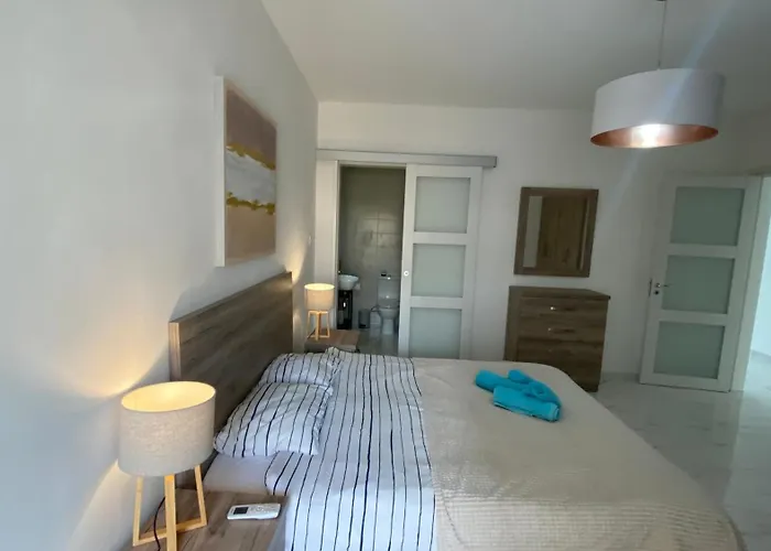 Lejlighed Bugibba Modern Spacious 2 Bedroom With Parking *