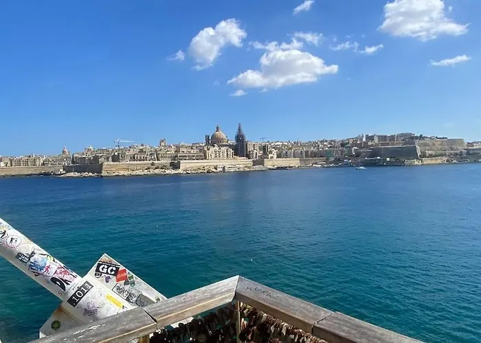 Bugibba Modern Spacious 2 Bedroom With Parking San Pawl il-Baħar